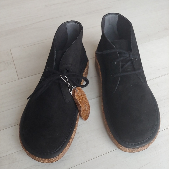 Birkenstock Other - Birkenstock NEW Mens Milton Suede Ankle Boots Black HTF